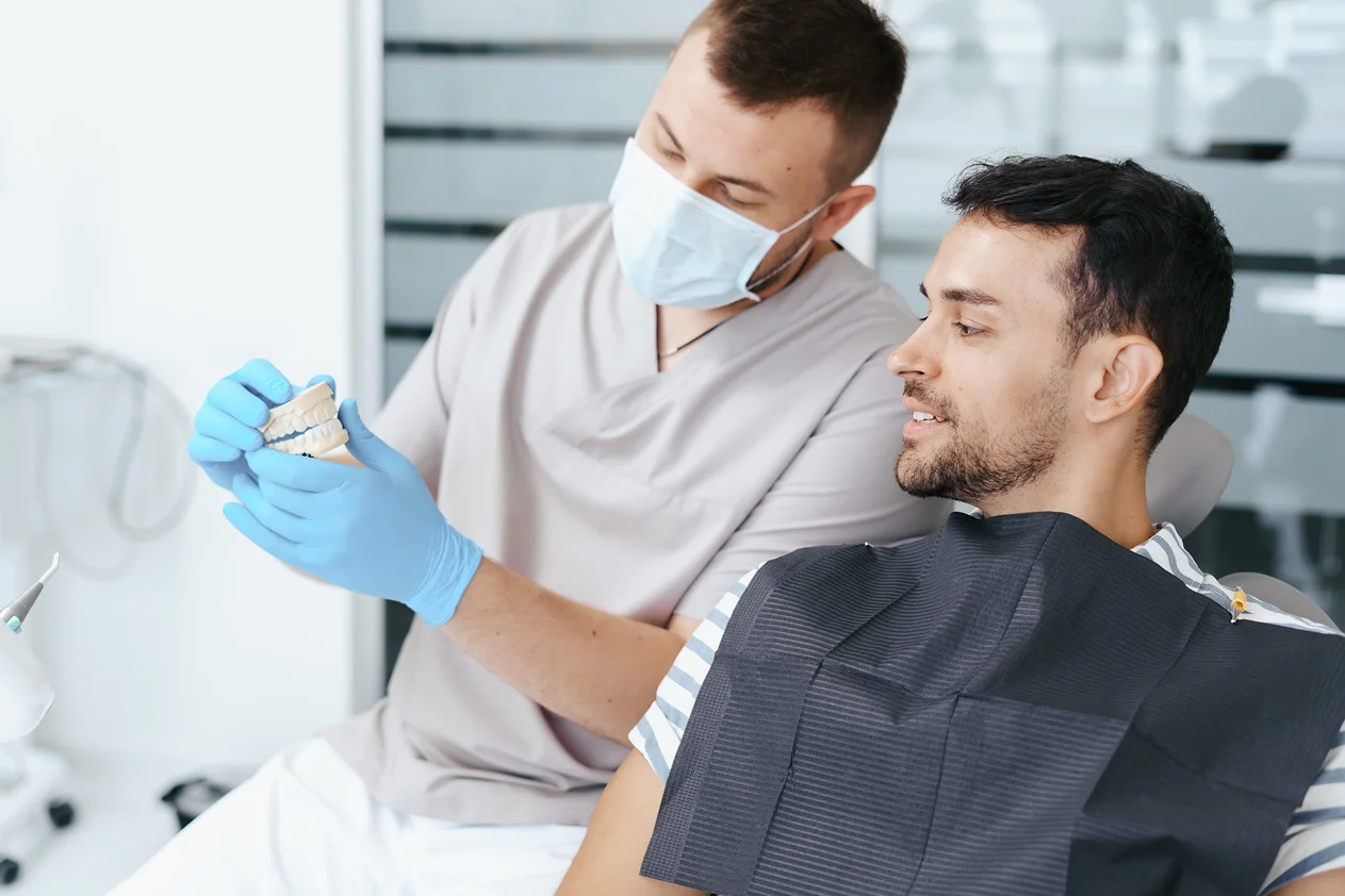 Протезирование зубов