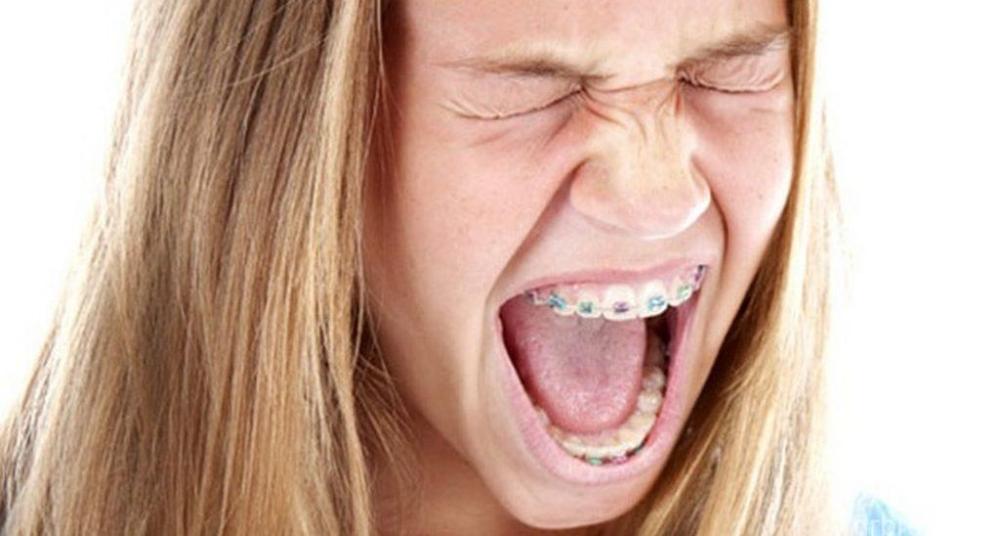 Что делать если сильно болит зуб?
